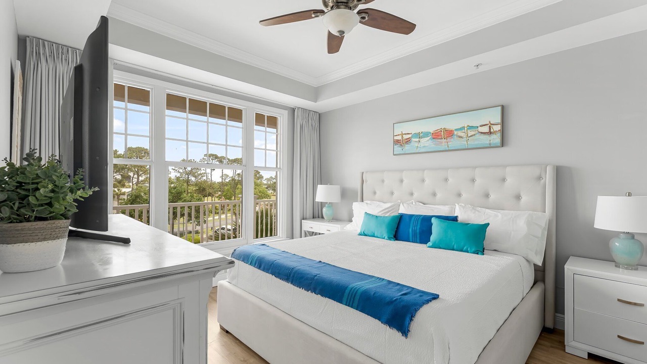 Photo of Bedroom in Upper Grand Lagoon