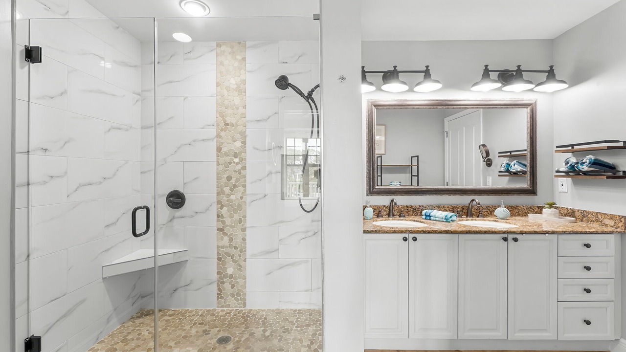 Photo of Bathroom in Upper Grand Lagoon