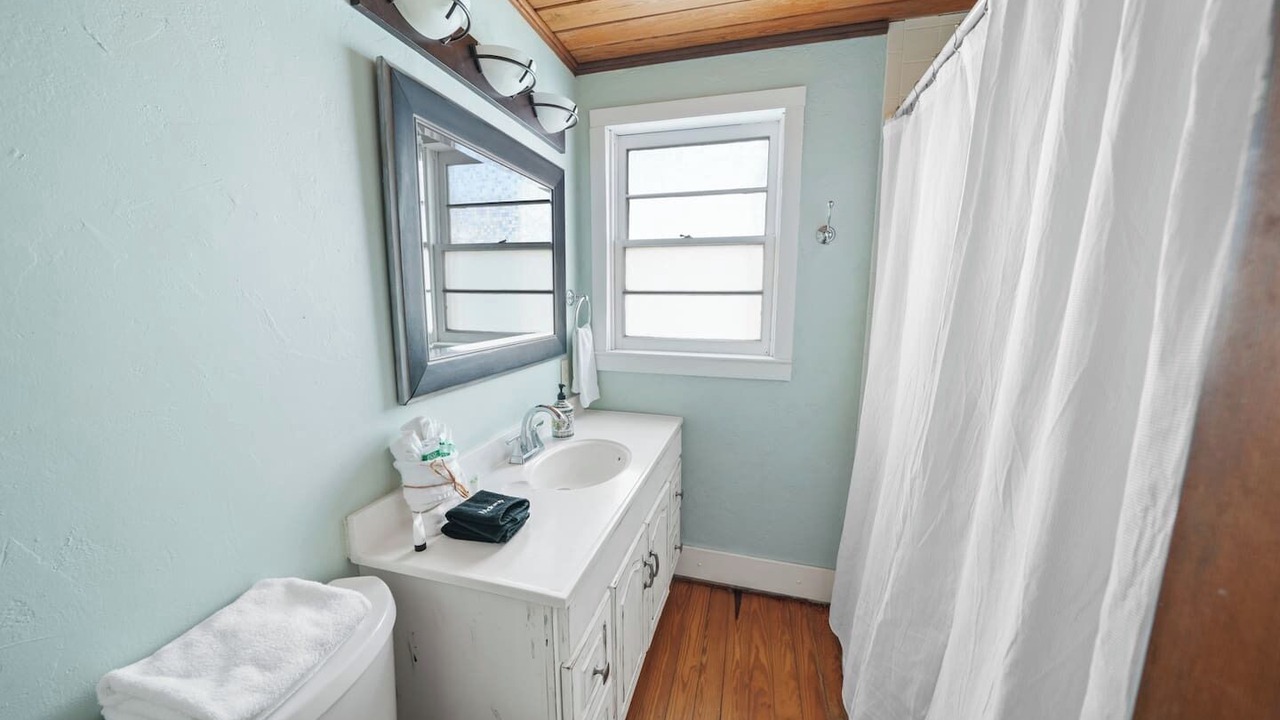 Photo of Bathroom in Laguna Beach Estates
