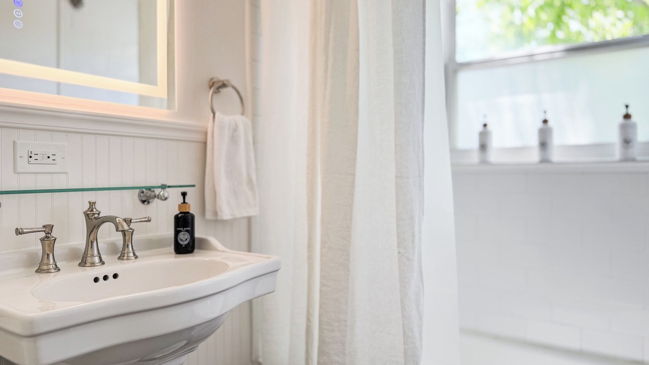 Photo of Bathroom in East Hill