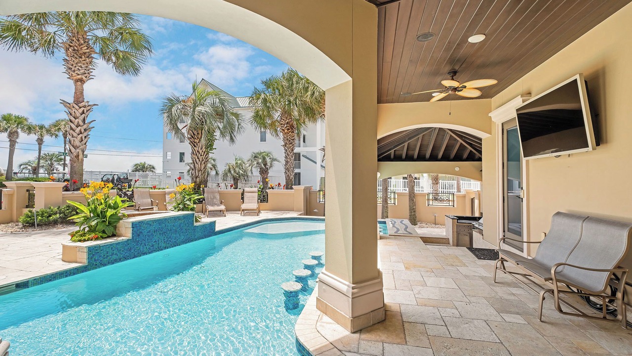 Photo of Others in Avalon Beach Estates