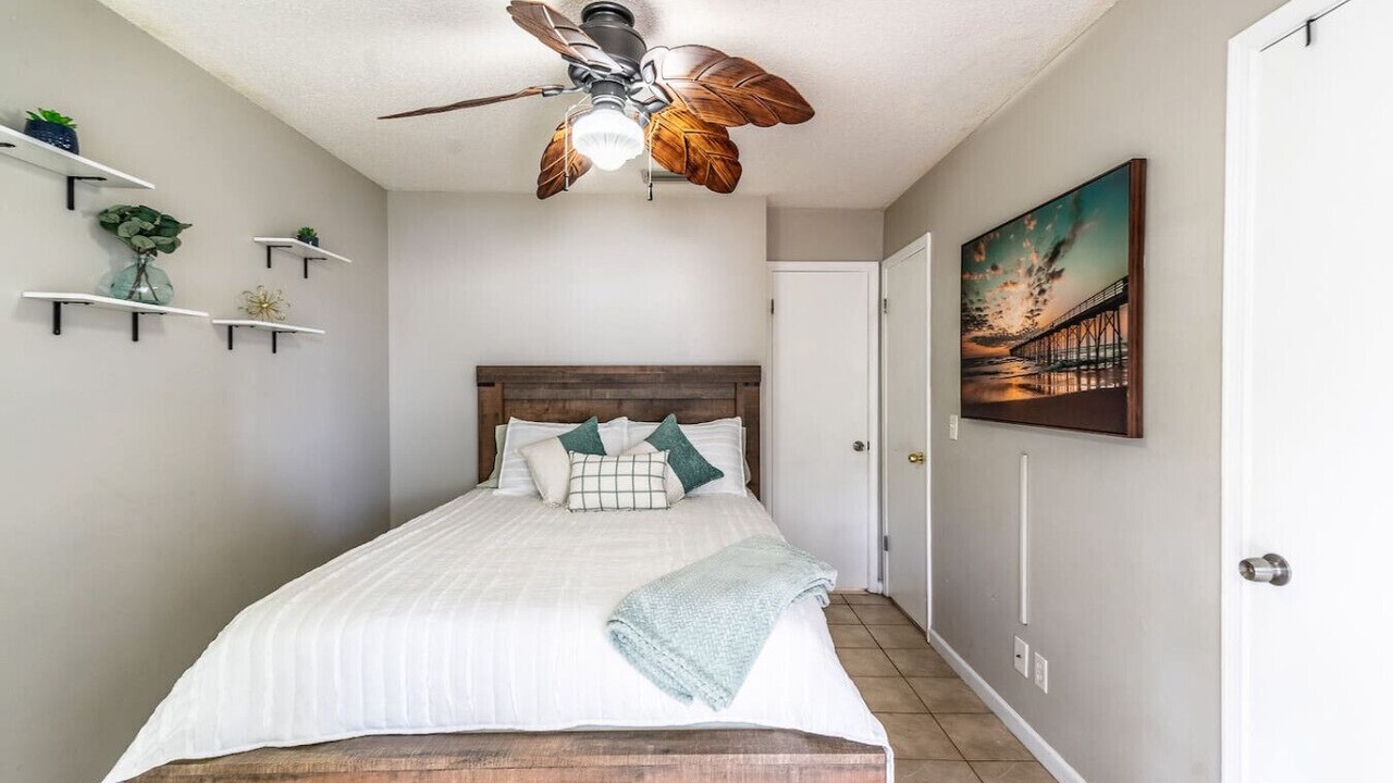 Photo of Bedroom in Orange Park