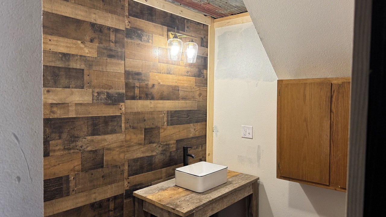 Photo of Bathroom in De Valls Bluff