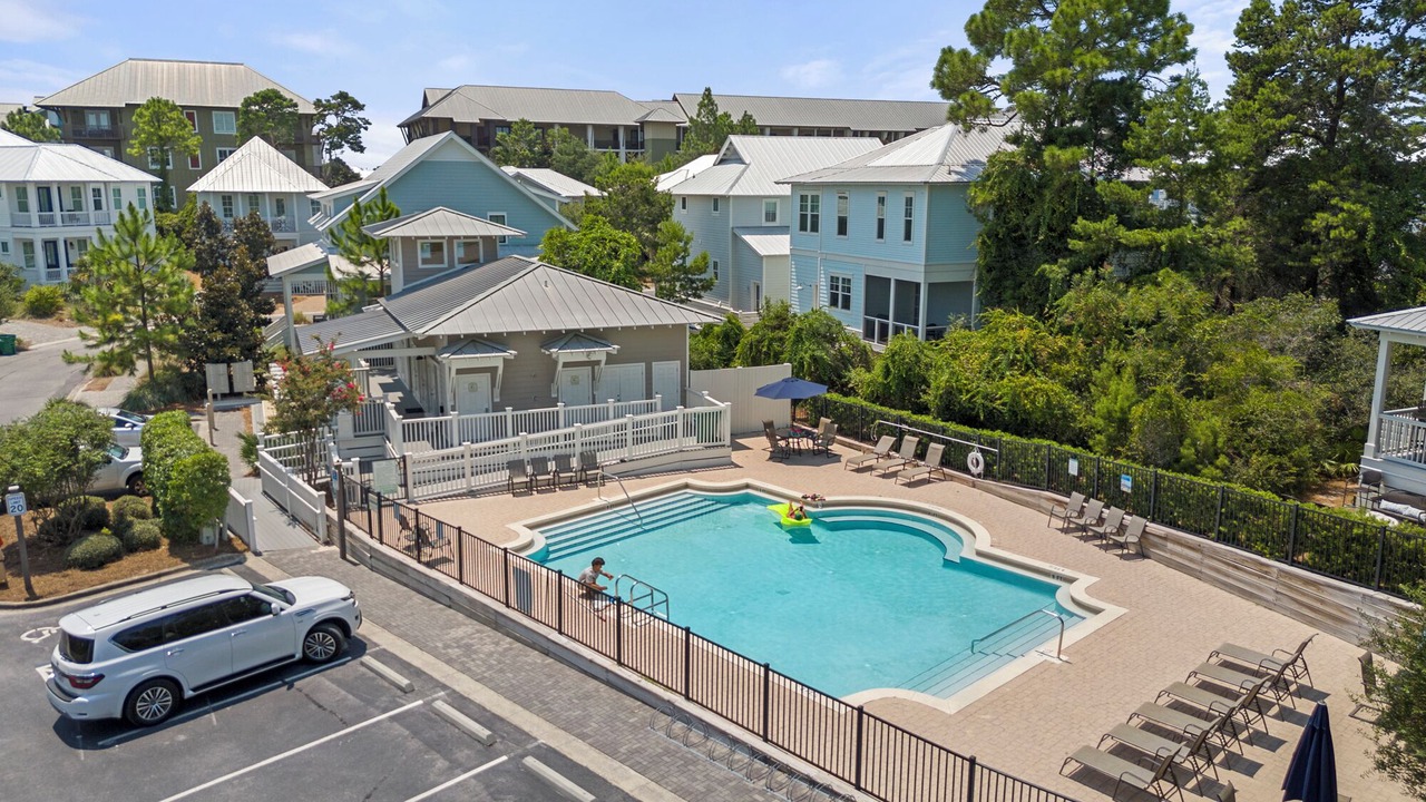 Photo of Outdoor in Lakeside at Blue Mountain Beach