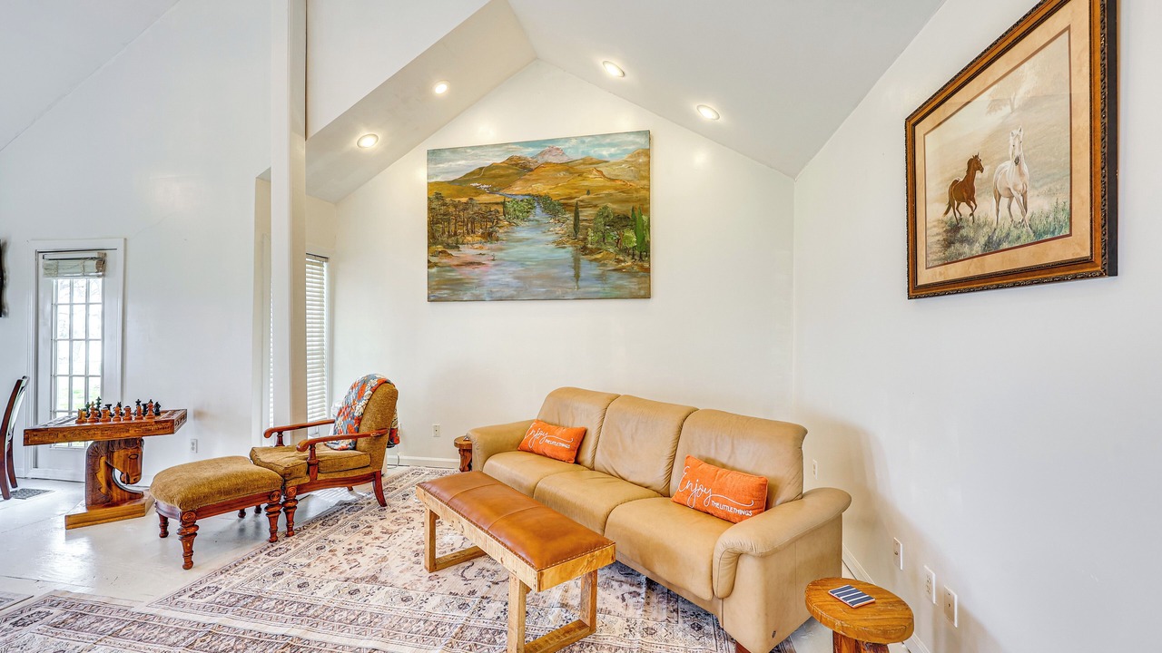 Photo of Livingroom in Lake Village