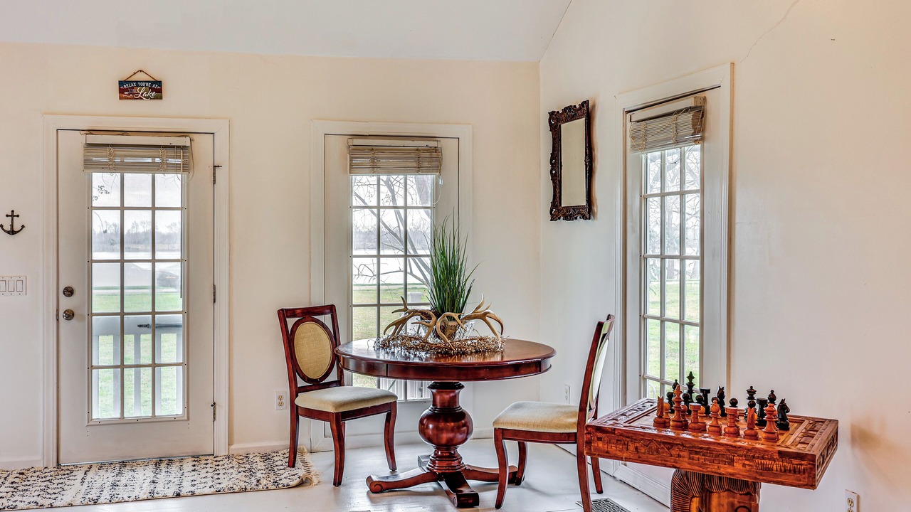 Photo of Livingroom in Lake Village