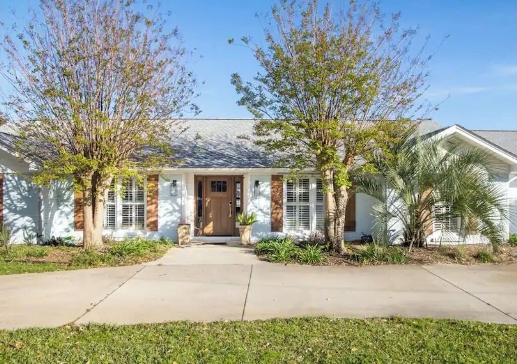 Photo of Outdoor in Gulf Breeze