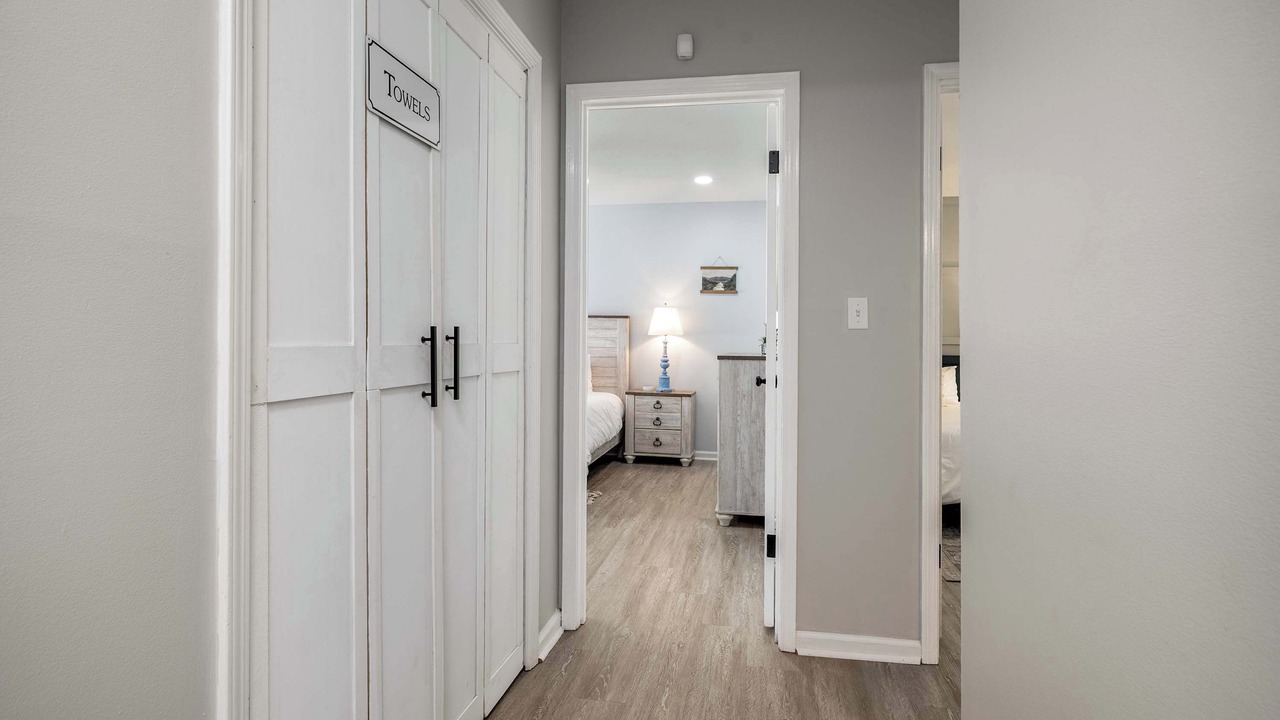 Photo of Bedroom in Northport