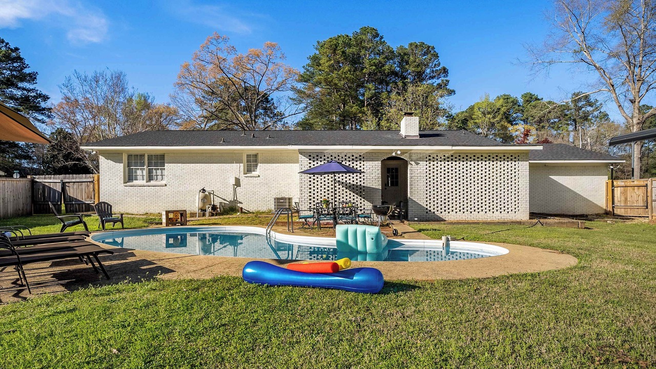 Photo of Outdoor in Northport