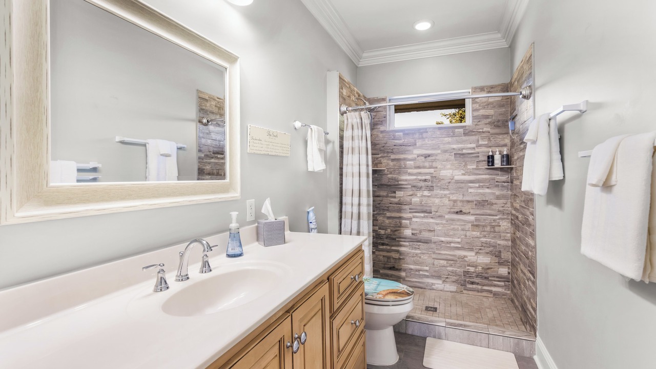 Photo of Bathroom in Long Beach