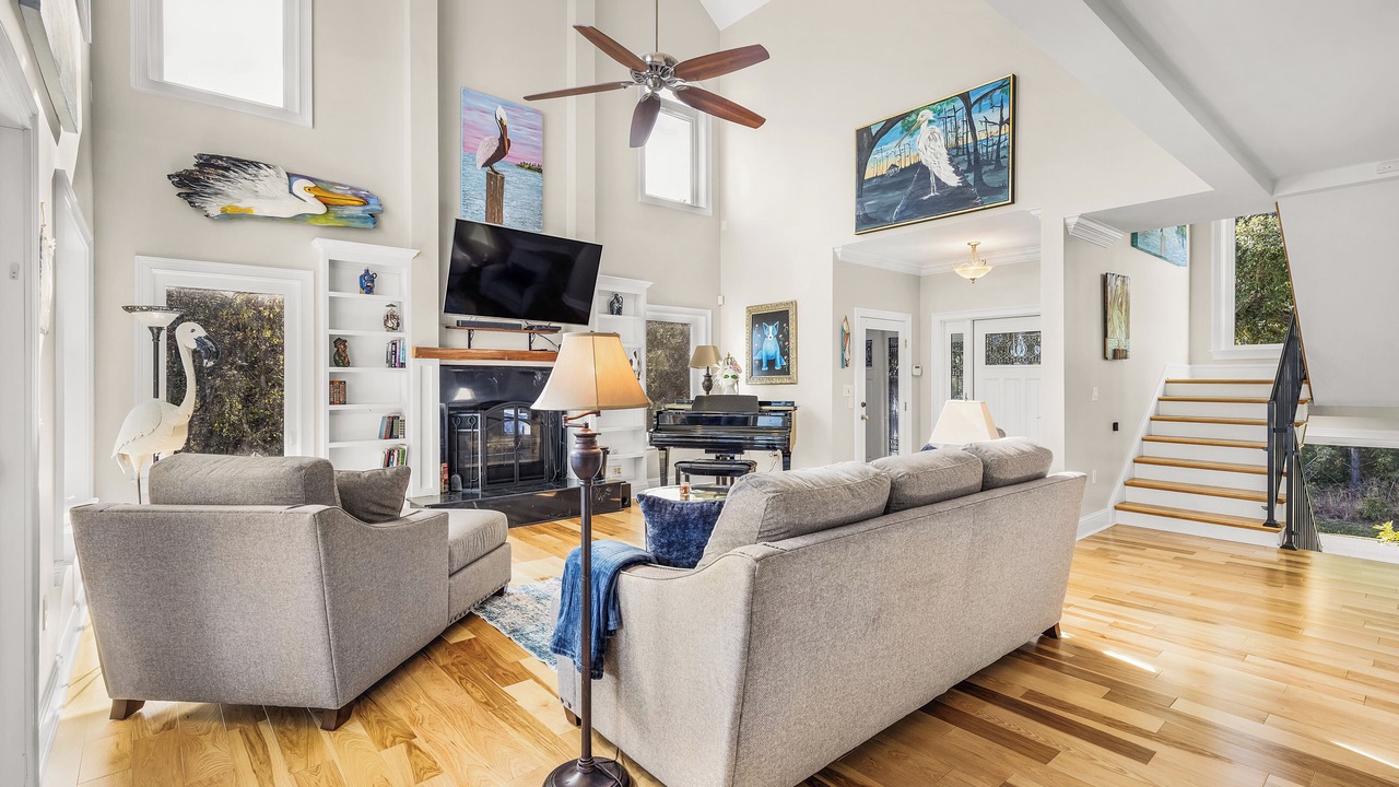 Photo of Livingroom in Long Beach
