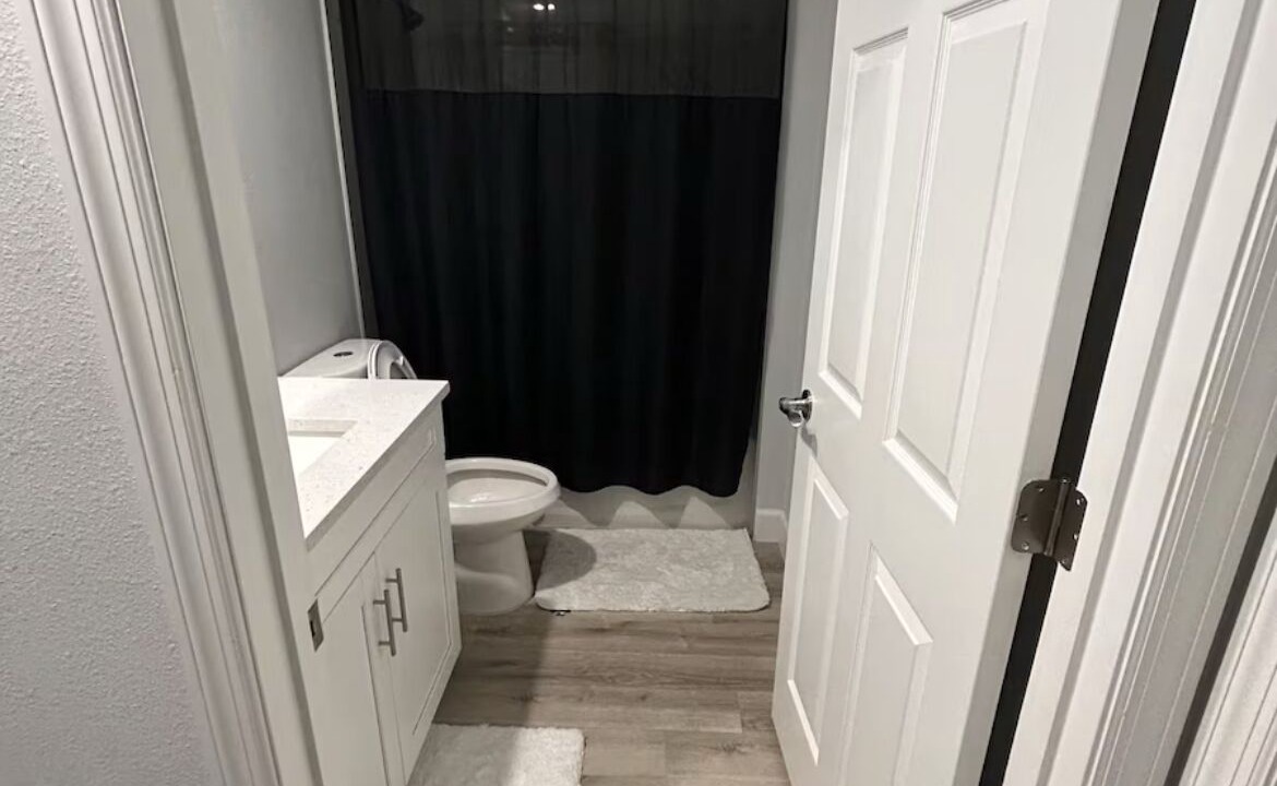 Photo of Bathroom in Dunnellon
