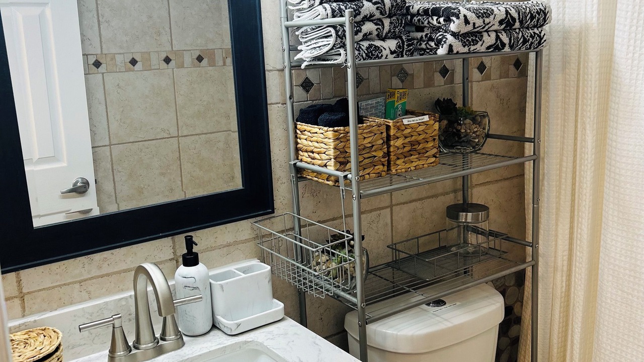 Photo of Bathroom in Mary Esther