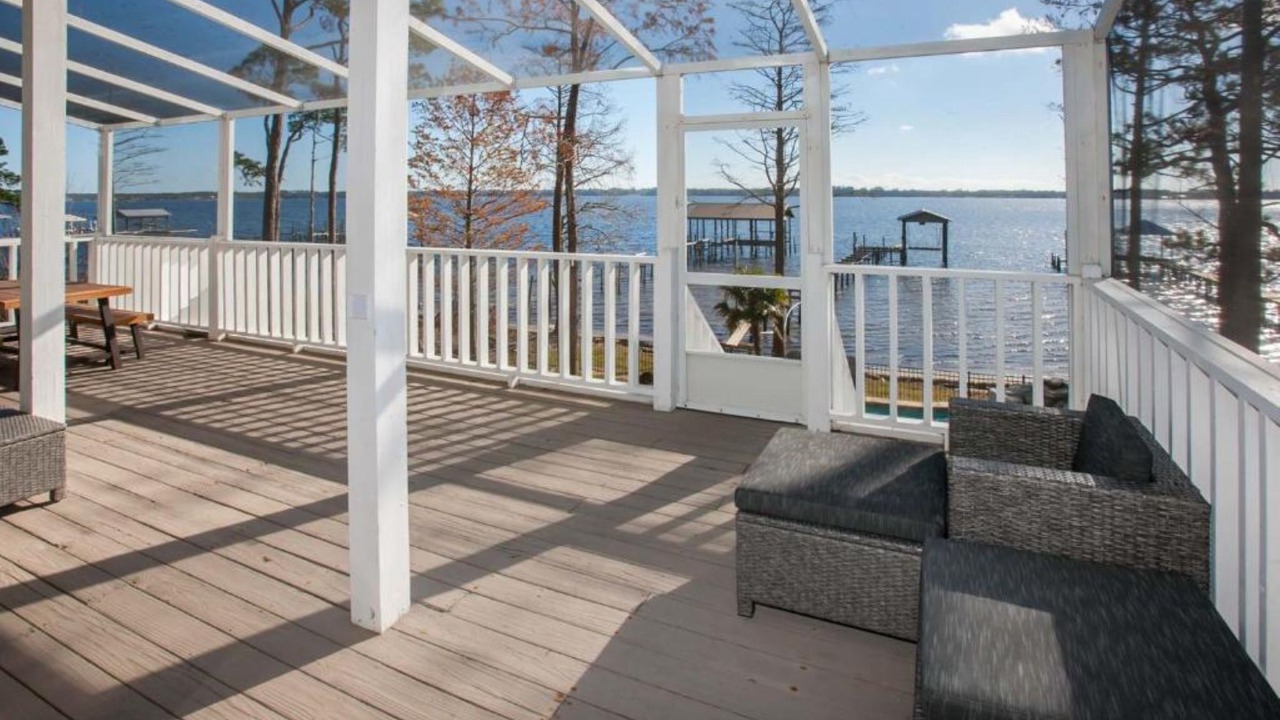 Photo of Patio Balcony in Lillian