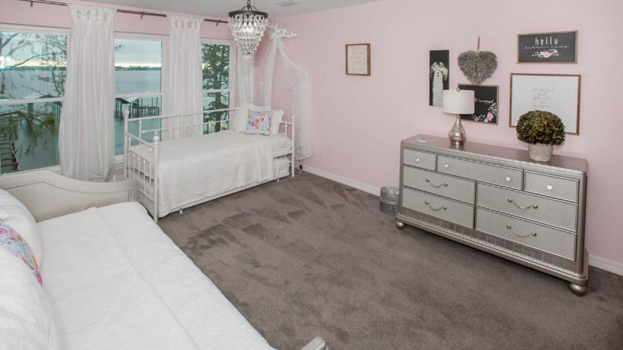Photo of Bedroom in Lillian