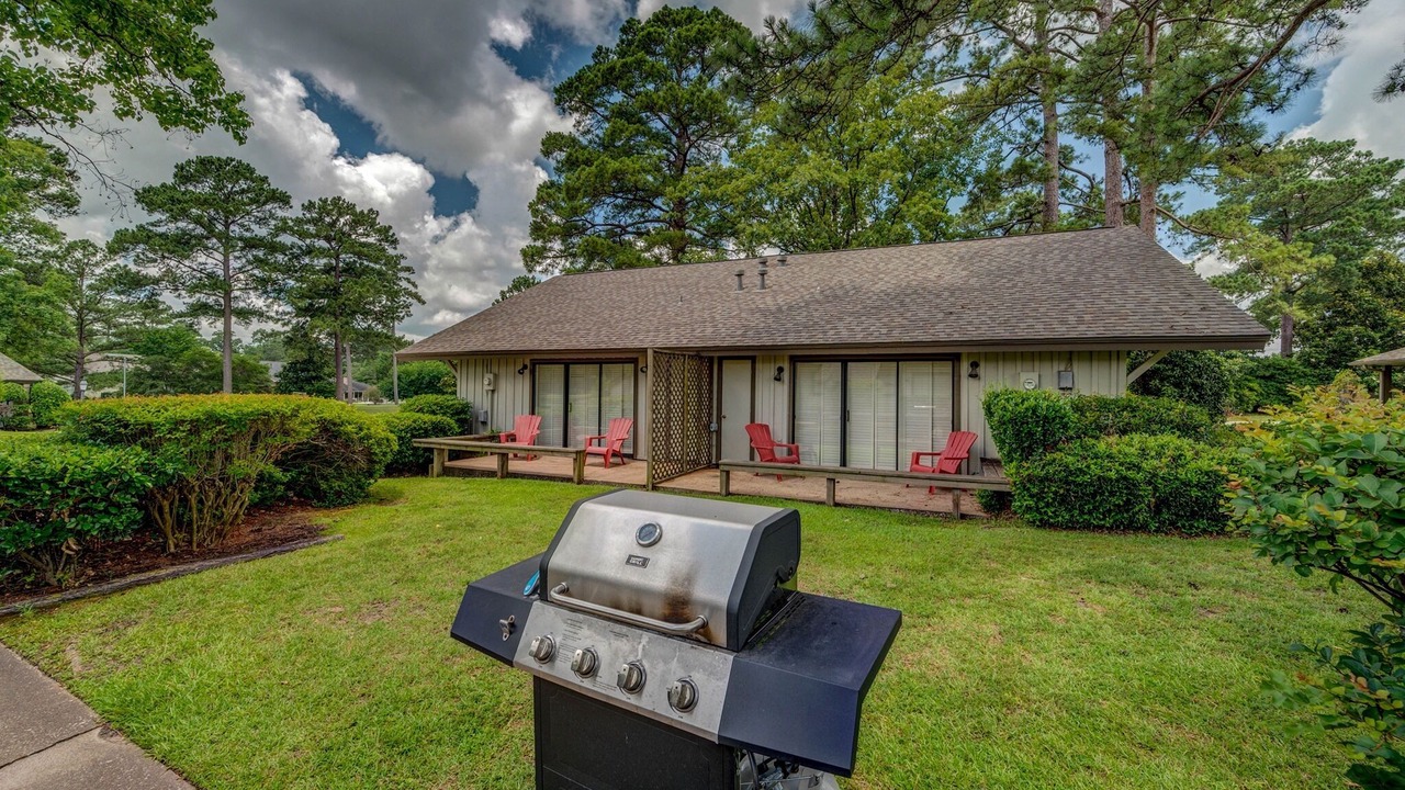 Photo of Patio Balcony in Crown Colony