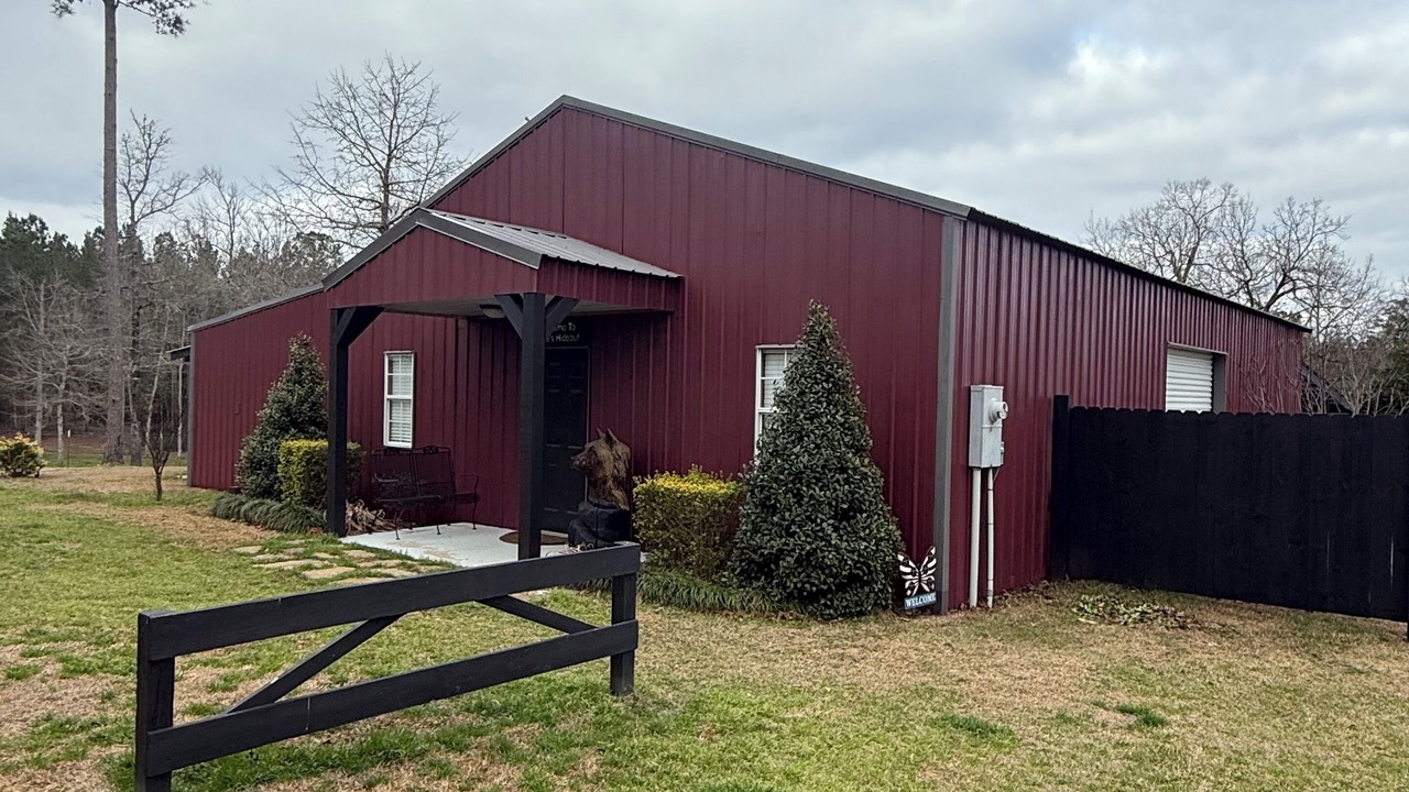 Photo of Outdoor in Neely