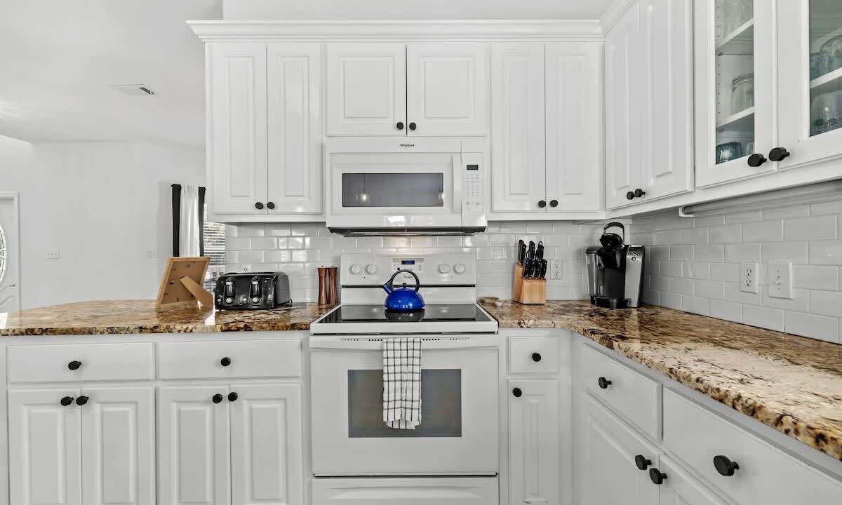 Photo of Kitchen in Village of Sugar Beach