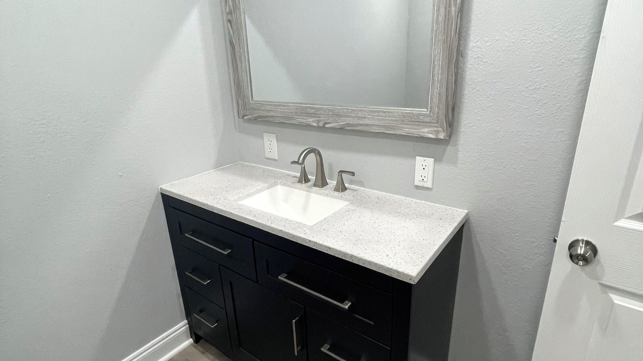 Photo of Bathroom in Eastpoint