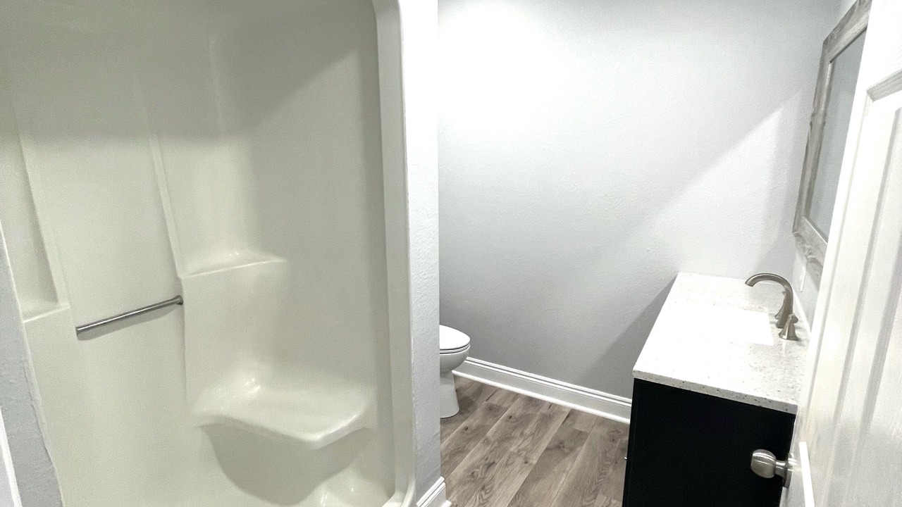 Photo of Bathroom in Eastpoint