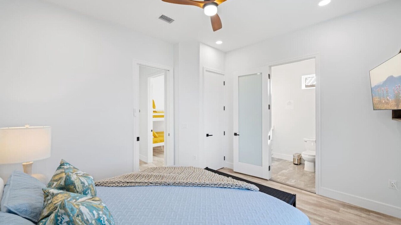 Photo of Bedroom in El Centro Beach