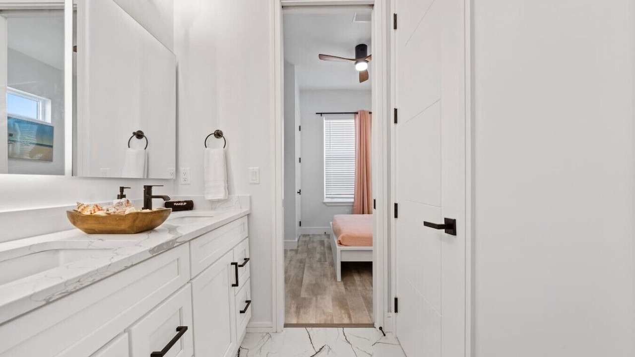 Photo of Bathroom in El Centro Beach