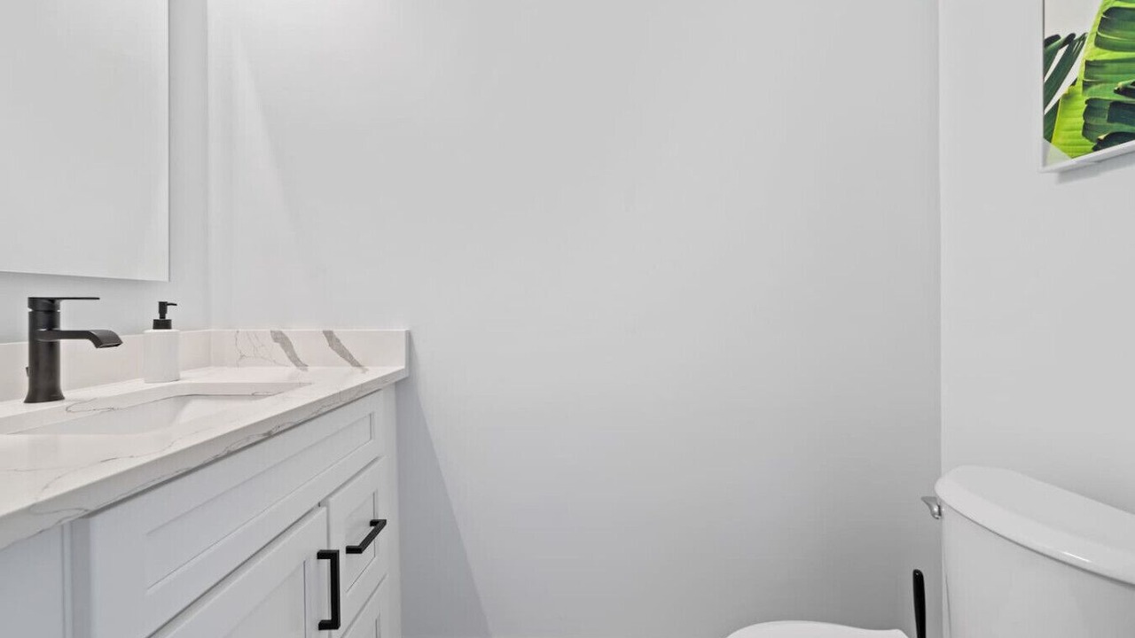 Photo of Bathroom in El Centro Beach