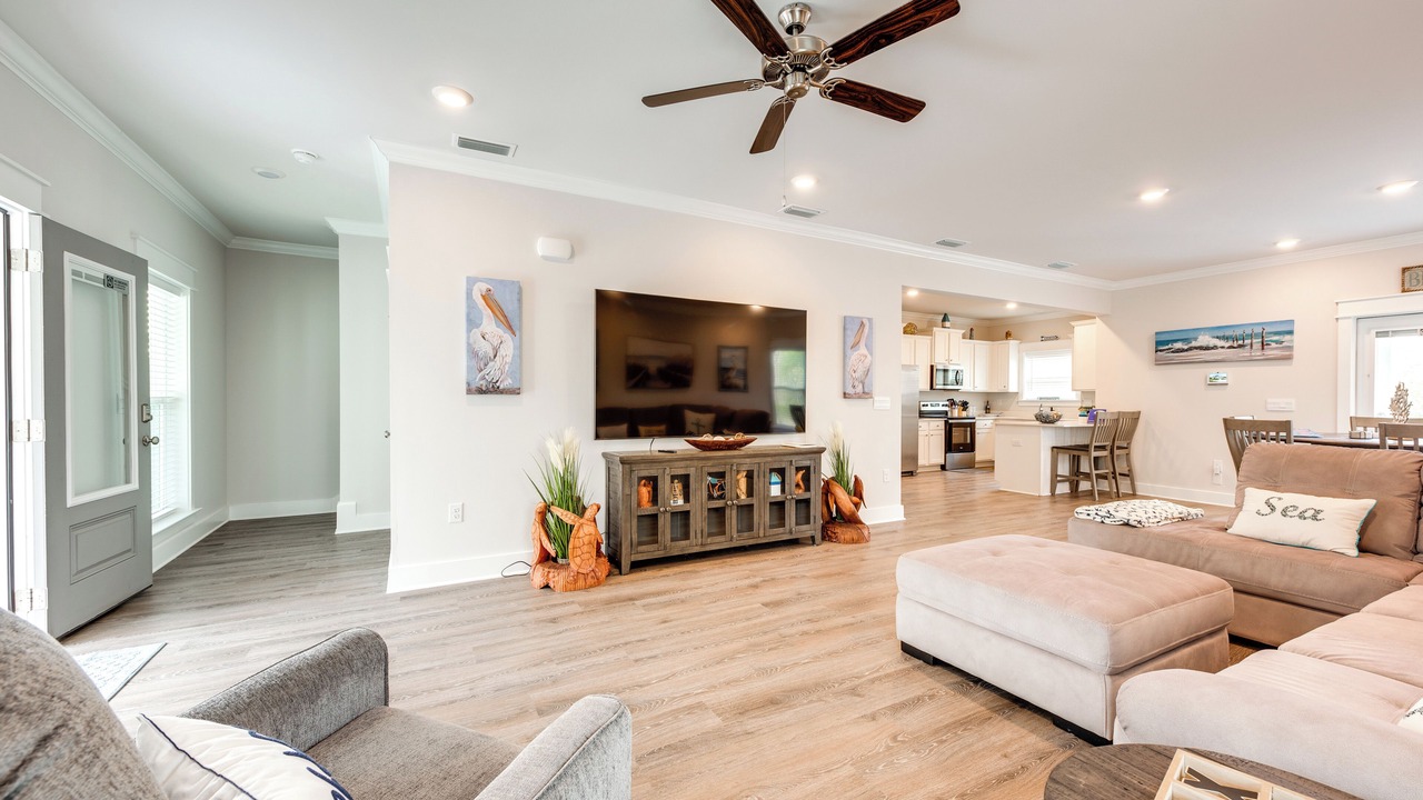 Photo of Livingroom in Panacea