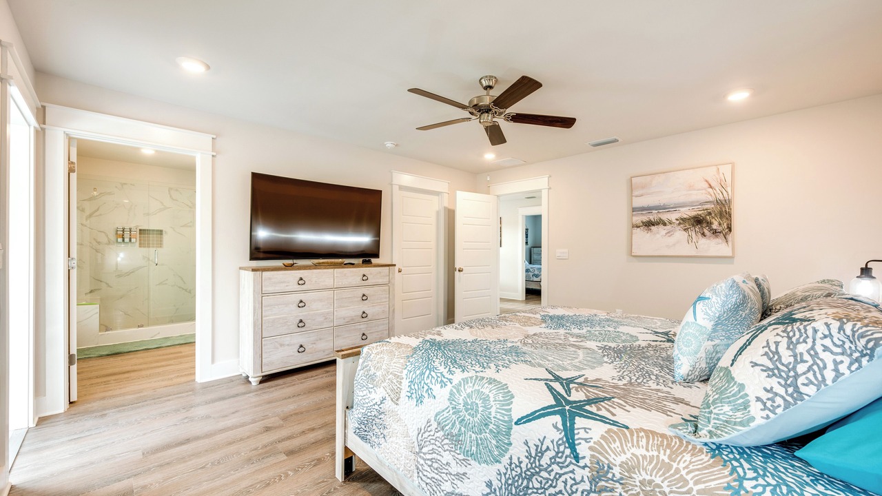 Photo of Bedroom in Panacea