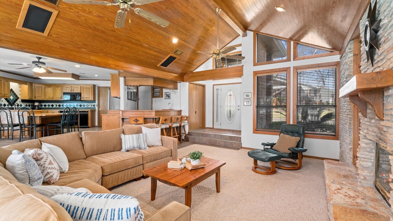 Photo of Livingroom in Cape Royale