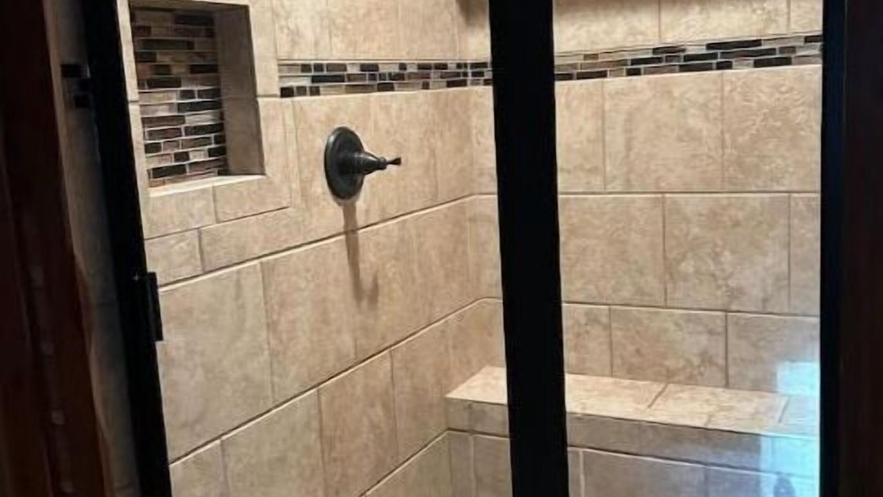 Photo of Bathroom in Broaddus