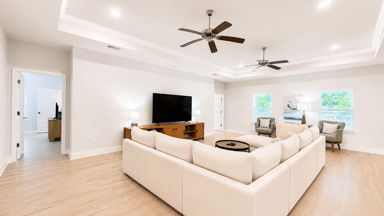 Photo of Livingroom in Foley