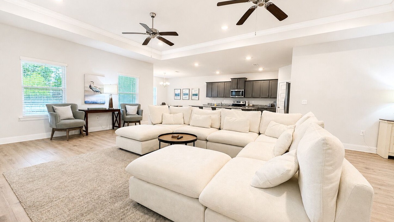 Photo of Livingroom in Foley