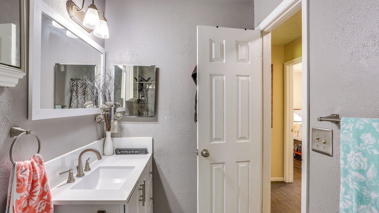 Photo of Bathroom in Lufkin