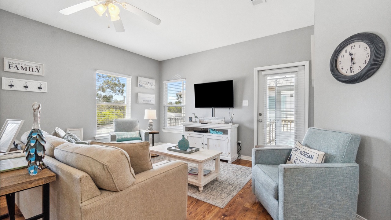 Photo of Livingroom in Fort Morgan