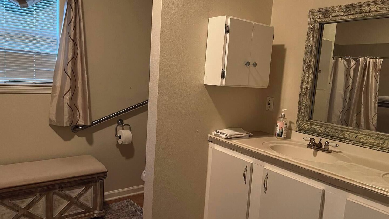 Photo of Bathroom in Mandeville