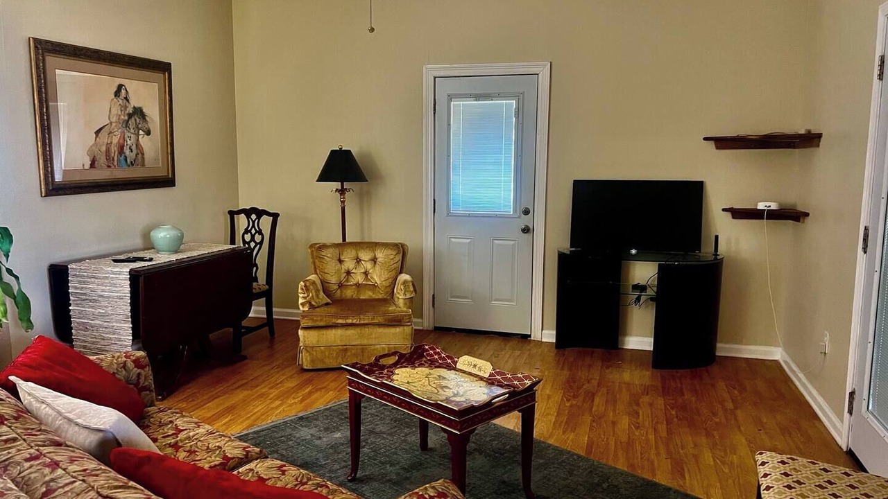 Photo of Livingroom in Mandeville