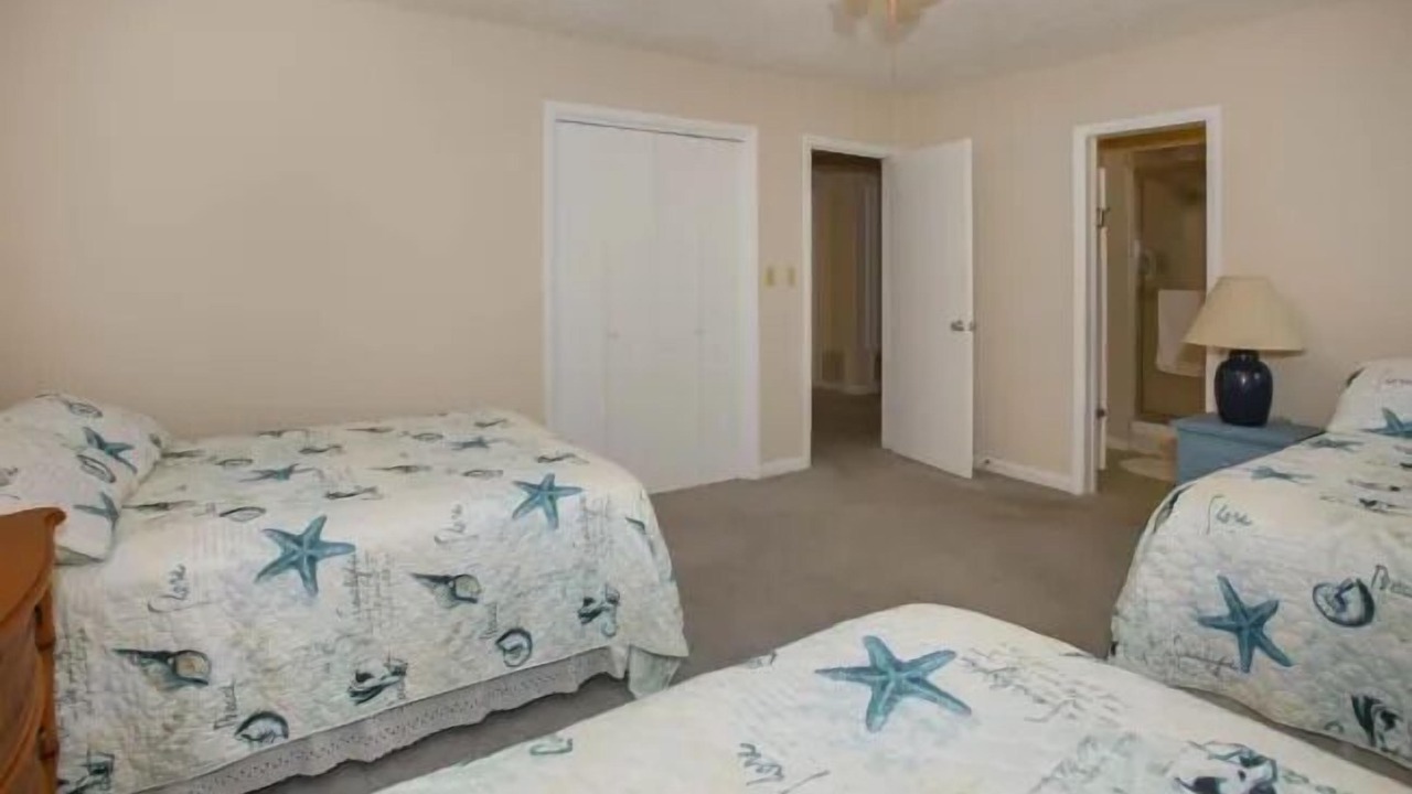 Photo of Bedroom in Lillian