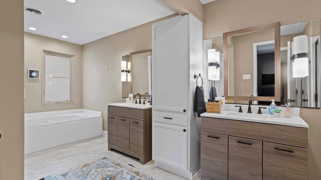 Photo of Bathroom in Tougaloo