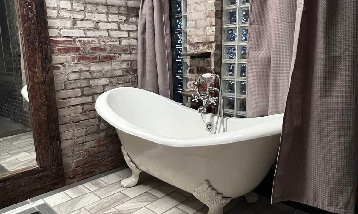 Photo of Bathroom in McComb