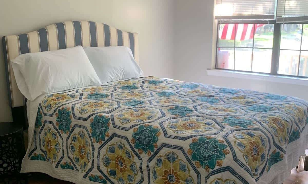 Photo of Bedroom in Pascagoula