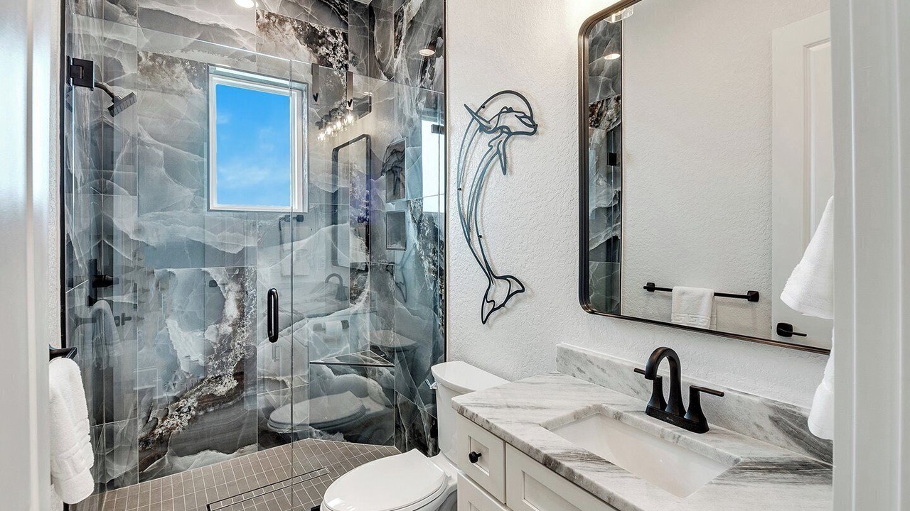 Photo of Bathroom in Navarre Beach