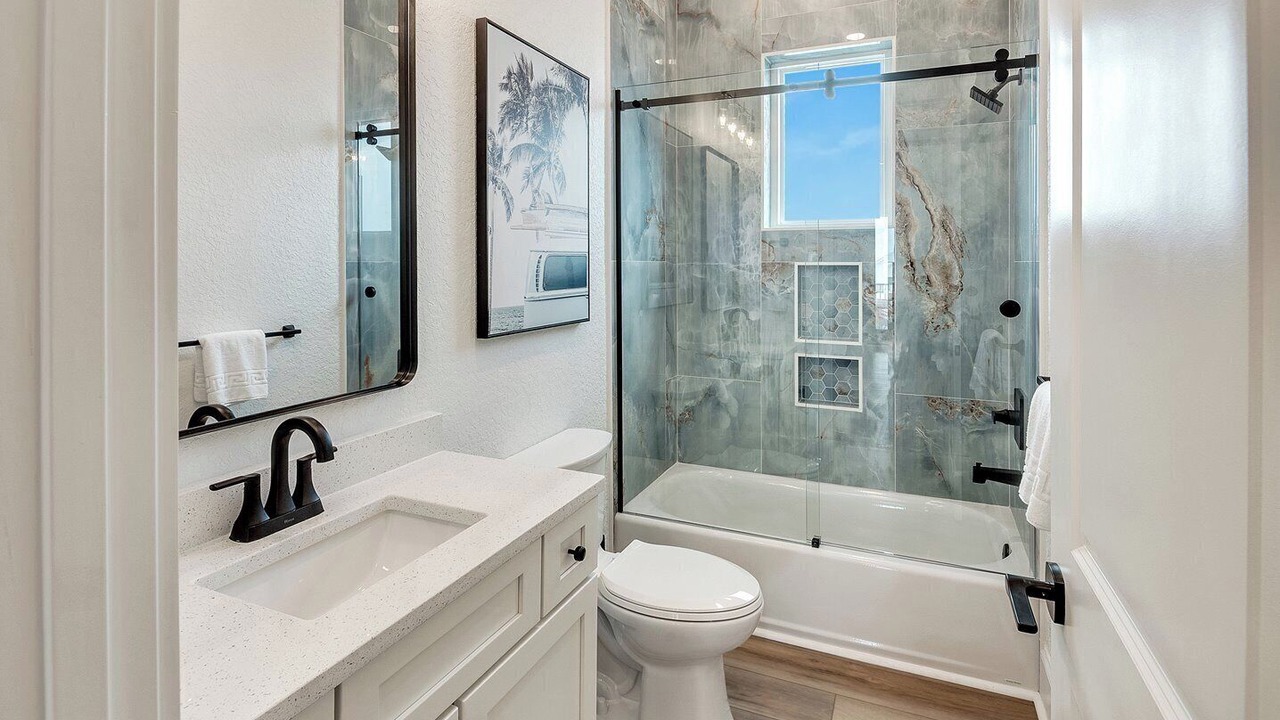 Photo of Bathroom in Navarre Beach