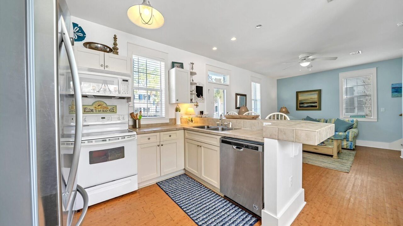 Photo of Kitchen in Village of Sugar Beach