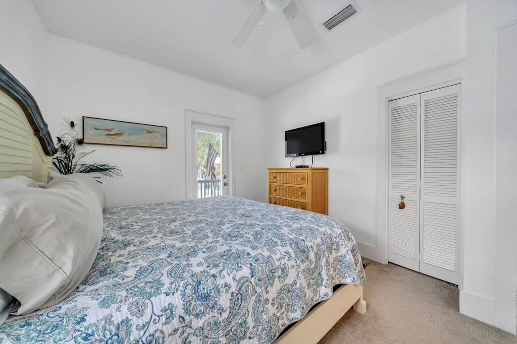 Photo of Bedroom in Village of Sugar Beach