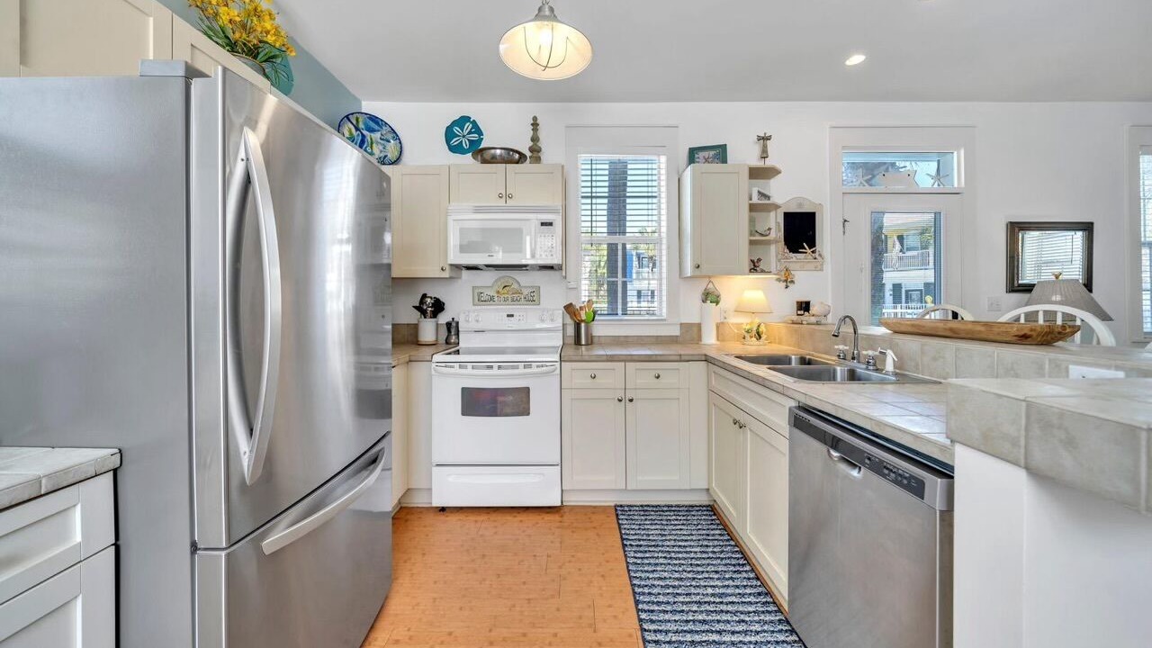 Photo of Kitchen in Village of Sugar Beach