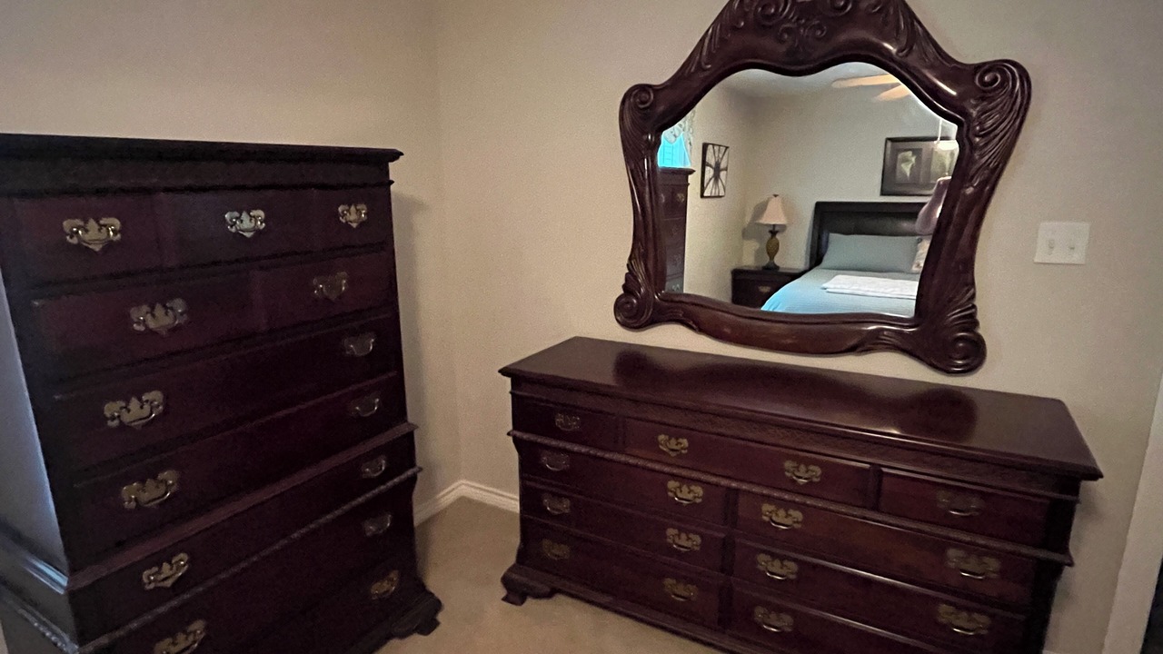 Photo of Bedroom in Mineola