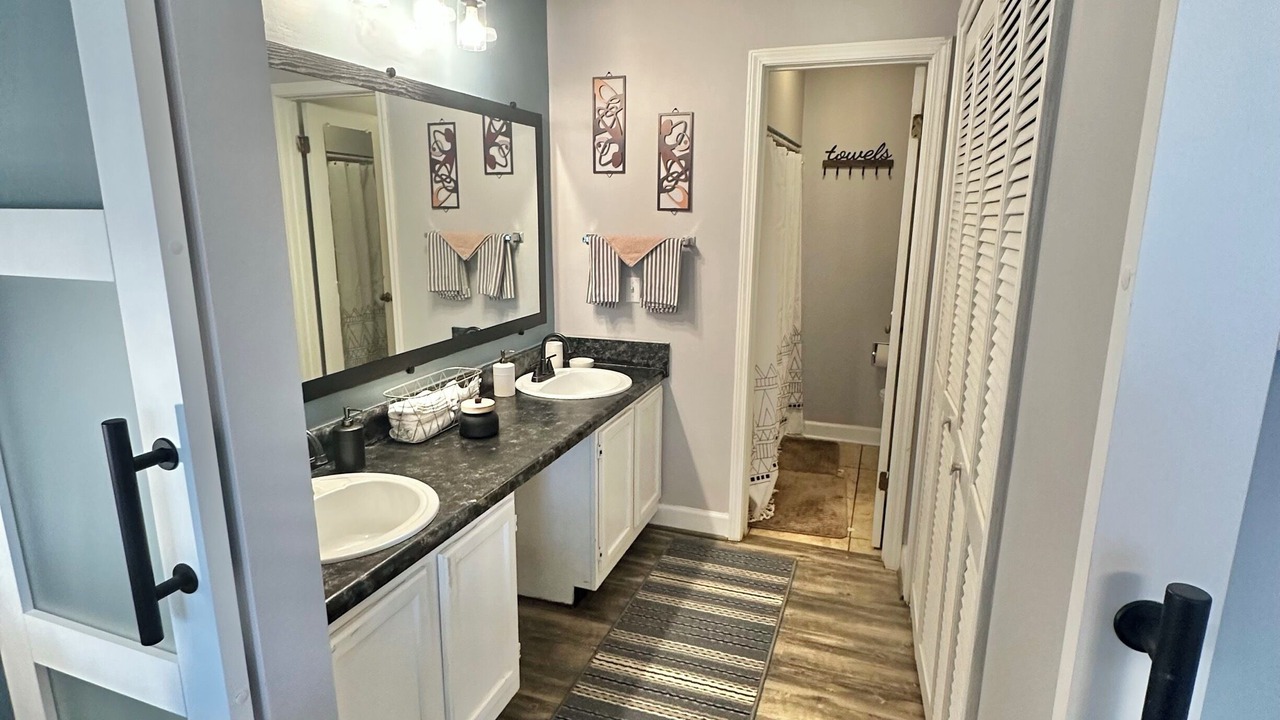 Photo of Bathroom in Niceville