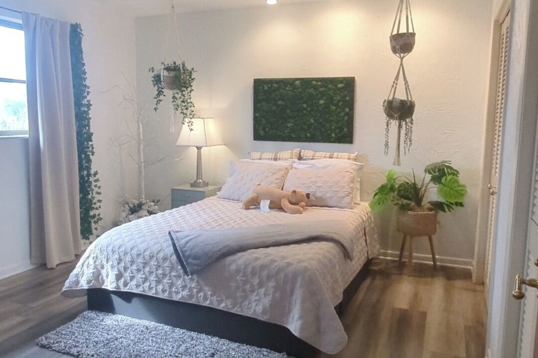 Photo of Bedroom in Gulf Harbors