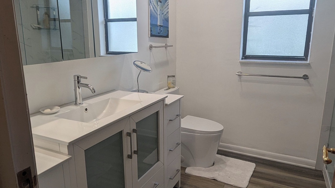 Photo of Bathroom in Gulf Harbors